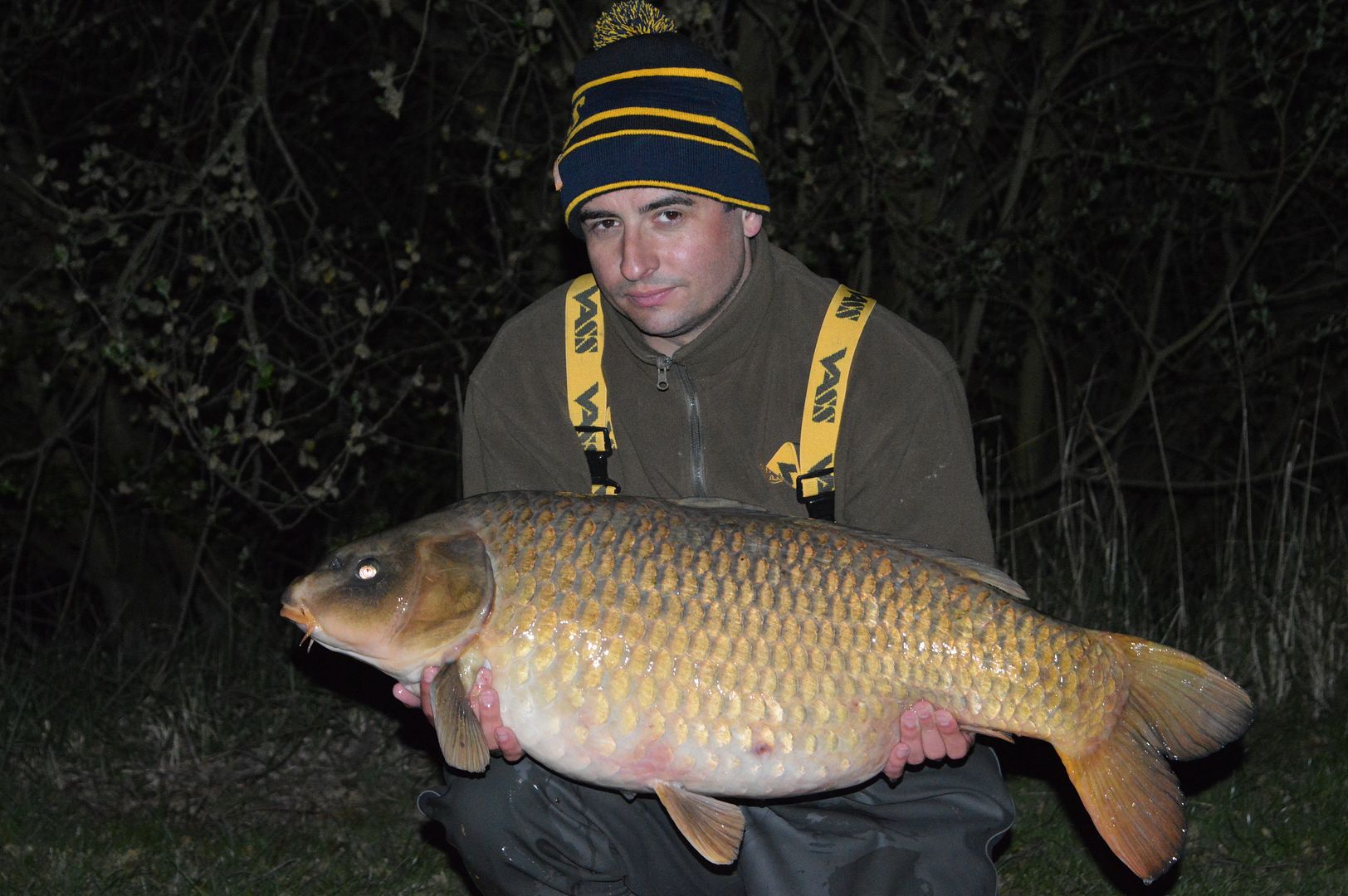 26th April Wesley Fletcher 34lb 09oz from Kingfisher photo 3409_1.jpg