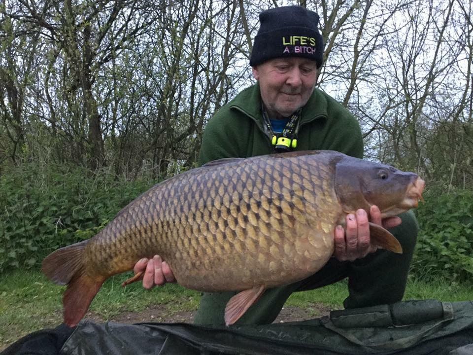 29th April Steve Wright 33lb 07oz from Swan photo 3307.jpg