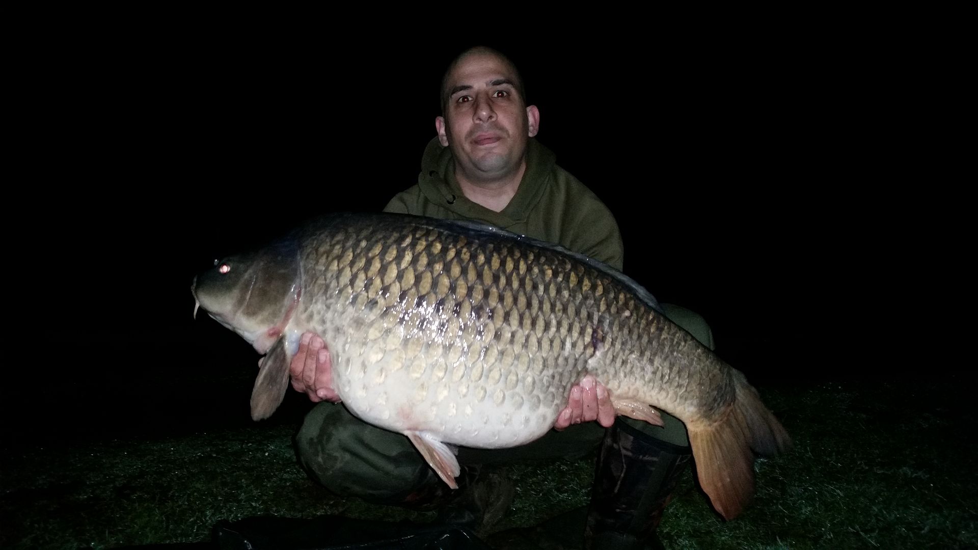 15th April Jon Gill 34lb 02oz from Bluebell photo 3402.jpg