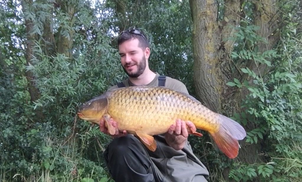 22nd July Luke Butler 20lb 14oz from Mallard photo 2014.jpg