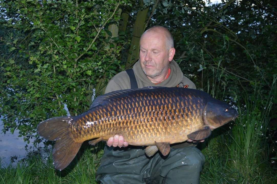 11th July Gary Denniss 23lb 04oz from Kingfisher photo 2304.jpg
