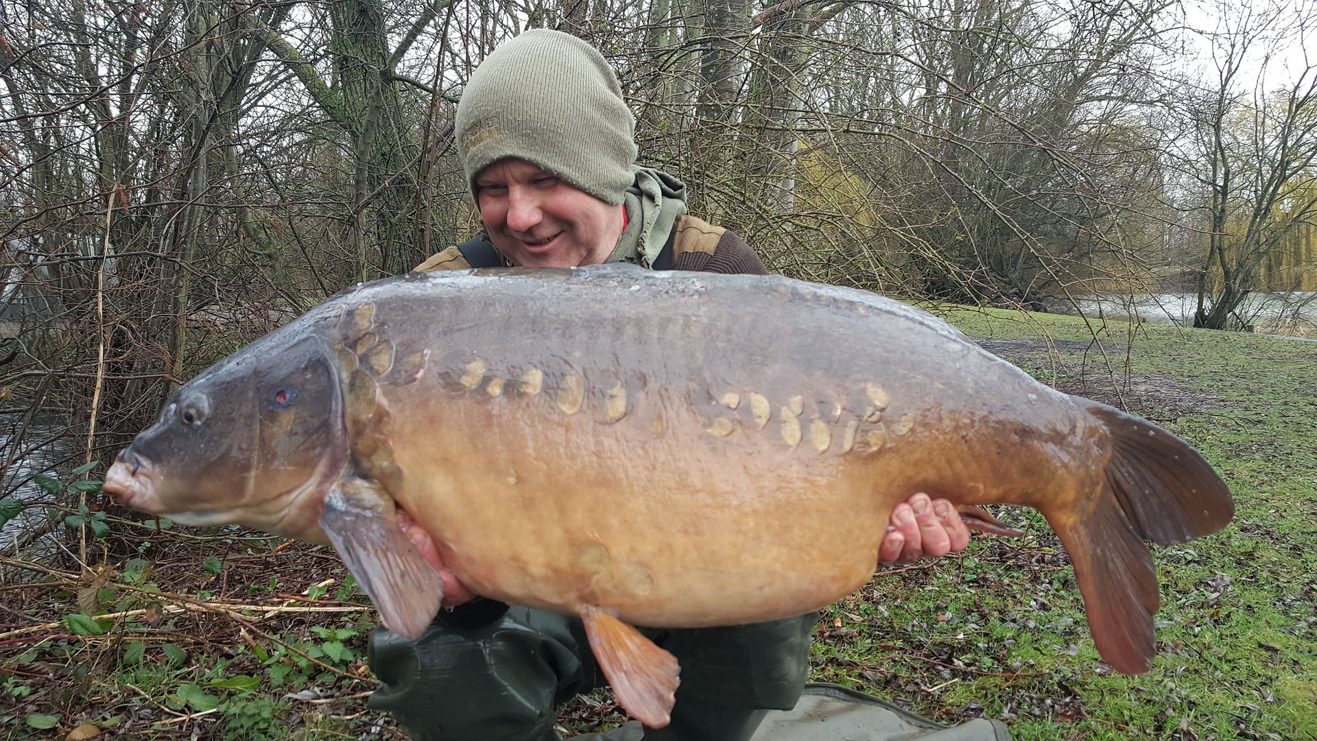 28th March Gary Denniss 38lb 08oz from Kingfisher photo 3808.jpg