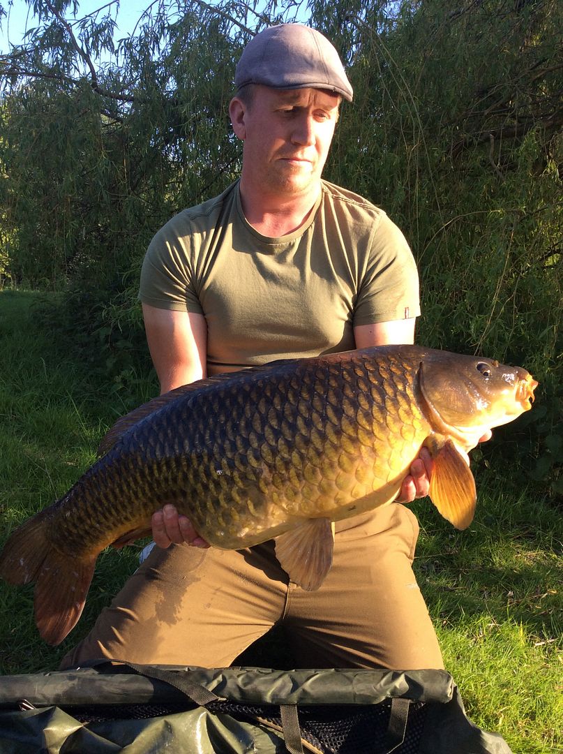 14th May Liam Briglin 21lb 09oz from Bluebell photo 2109.jpg