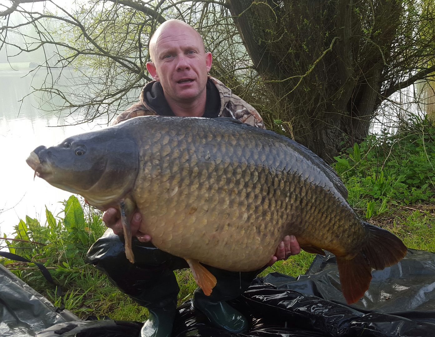 7th May Carl Duffus 51lb 08oz from Swan photo 5108a.jpg