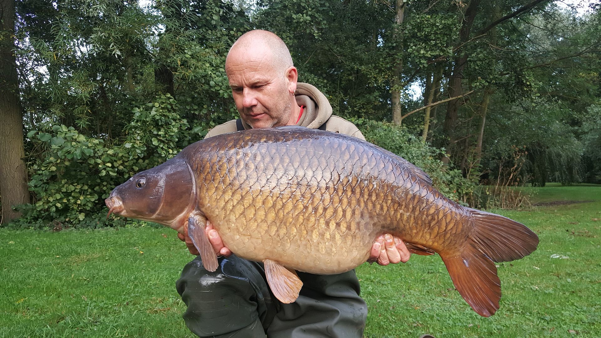 22nd September Gary Denniss 30lb 04oz from Kingfisher photo 3004_2.jpg