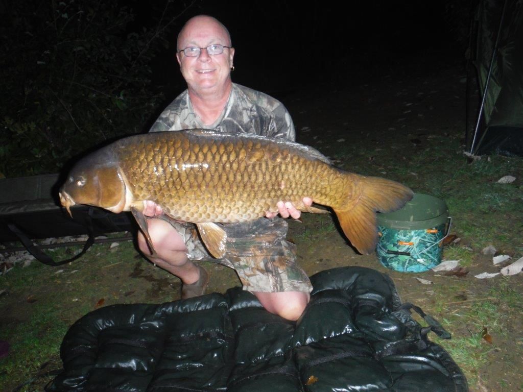 7th September Paul Spencer 33lb 08oz from Bluebell photo 3308.jpg