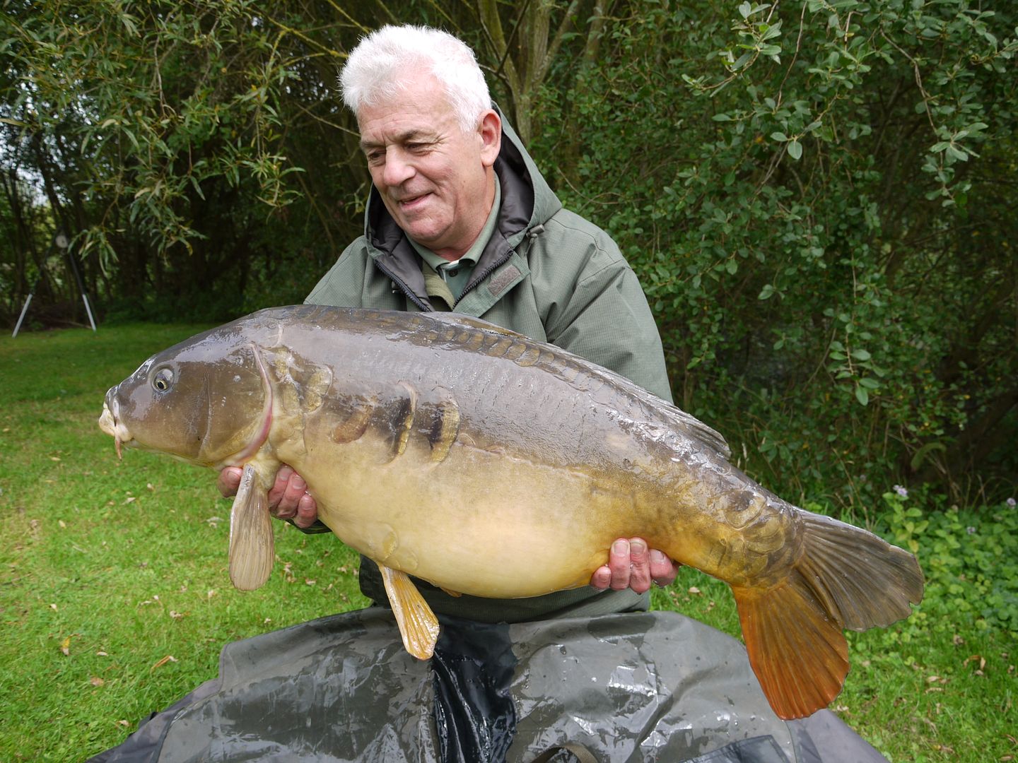 16th August Mick Skeet 30lb 02oz from Swan photo 3202.jpg
