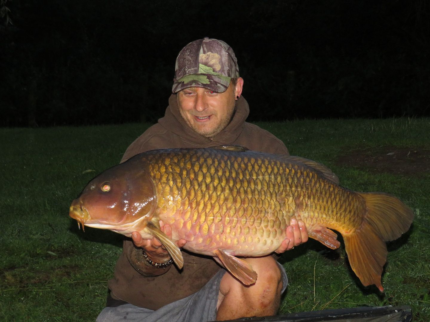 27th August Adi Oswell 33lb 07oz from Swan photo 7247FEA7-DC1C-47D1-9FF5-BAAF6E39CBF8.jpeg