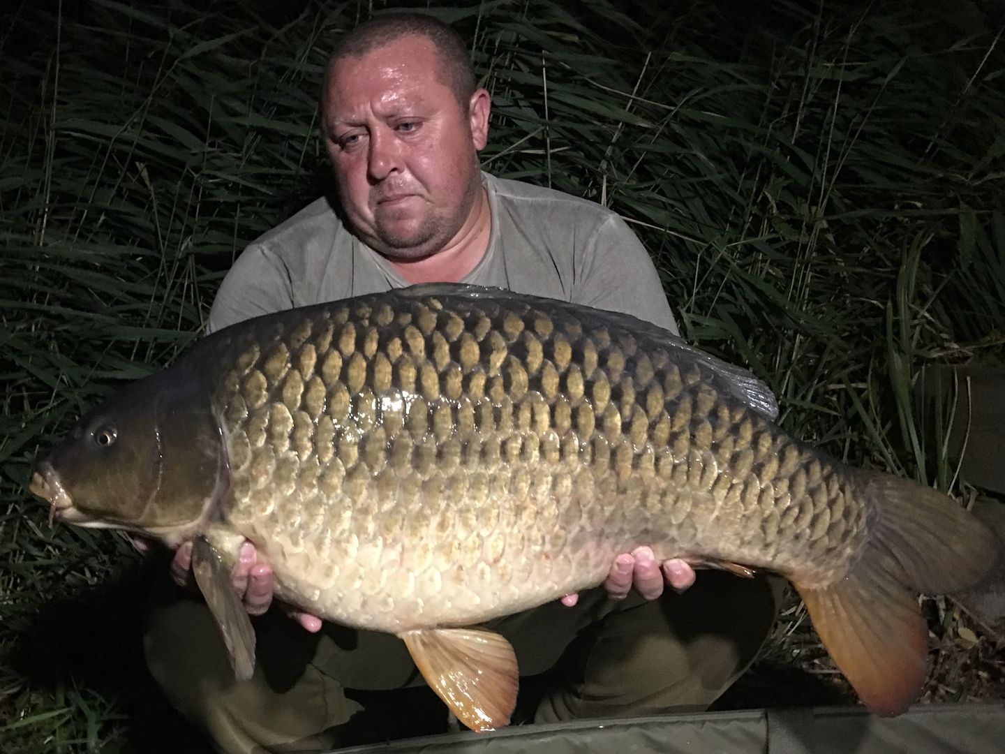 14th September Andrew Hosier 32lb 08oz from Swan photo 3208.jpg
