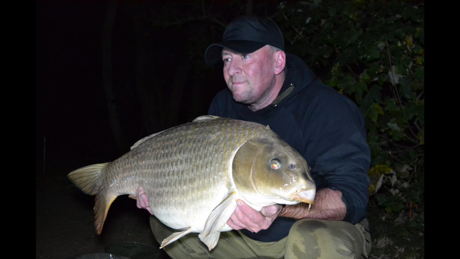 13th October Simon Barker 33lb 10oz from Swan photo 3310.png