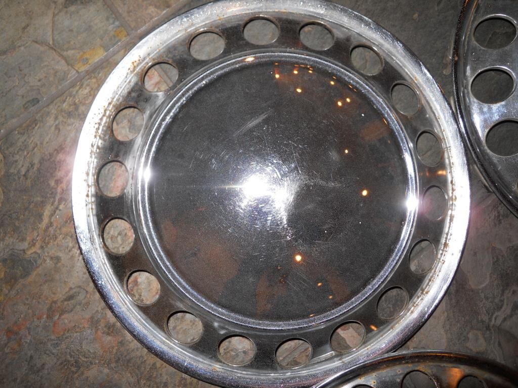 hubcaps003_zps12a80446.jpg