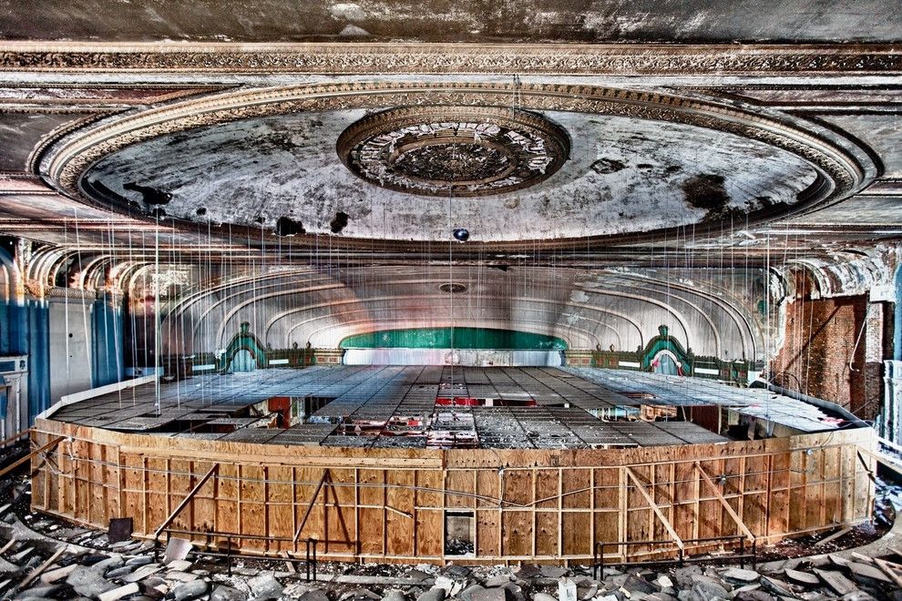 YAcpSct zpsa720fd6c - The Most Beautiful Abandoned Places In The World: