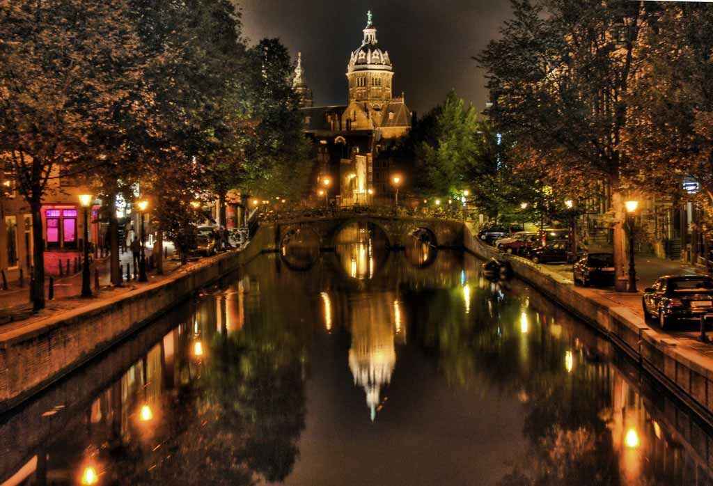 Amsterdam zps4f01dcf1 - 10 most beautiful cities in the world