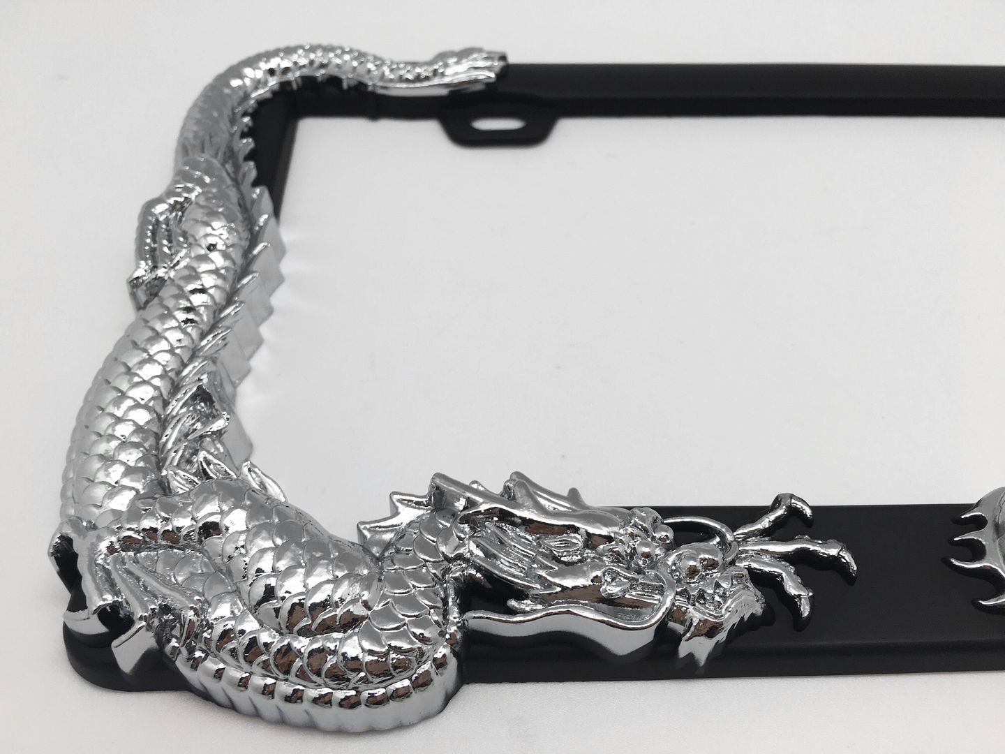 (1) 3D Custom Chrome Metal Aluminum Dragon License Plate Frame For Nico