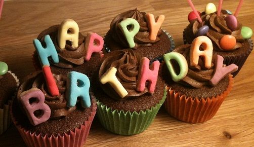 happy-birthday-cupcakes_zpsf7d98cc1.jpg