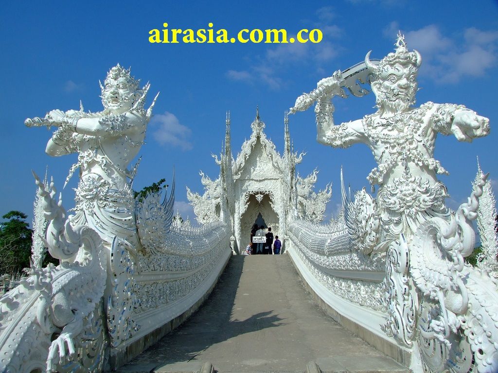Khám phá ngôi Chùa Trắng linh thiêng tại Thái Lan