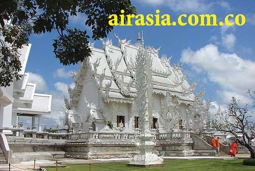 Khám phá ngôi Chùa Trắng linh thiêng tại Thái Lan