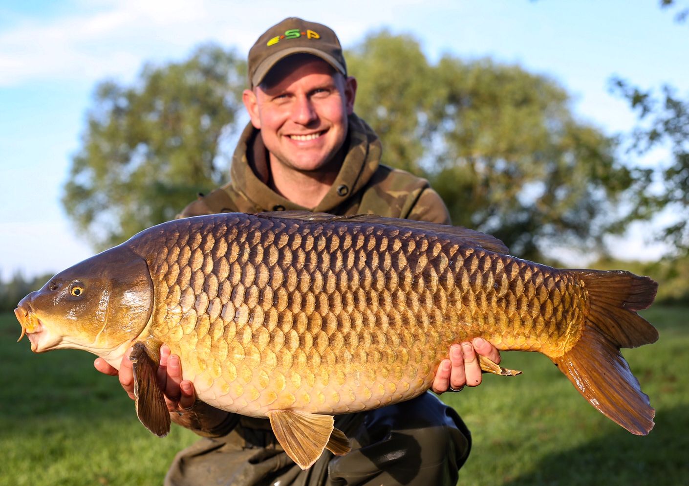 29th May Kev Hewitt 32lb 04oz from Kingfihser photo 3204.jpeg