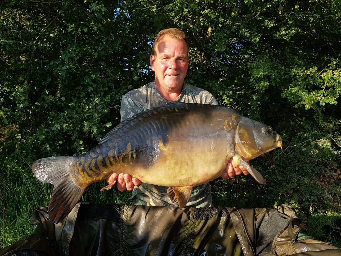 22nd September Dave Ostapuik 33lb from Mallard photo IMG-20190921-WA0000.jpg