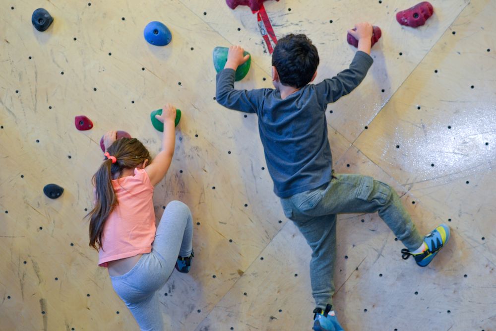 BOULDERING