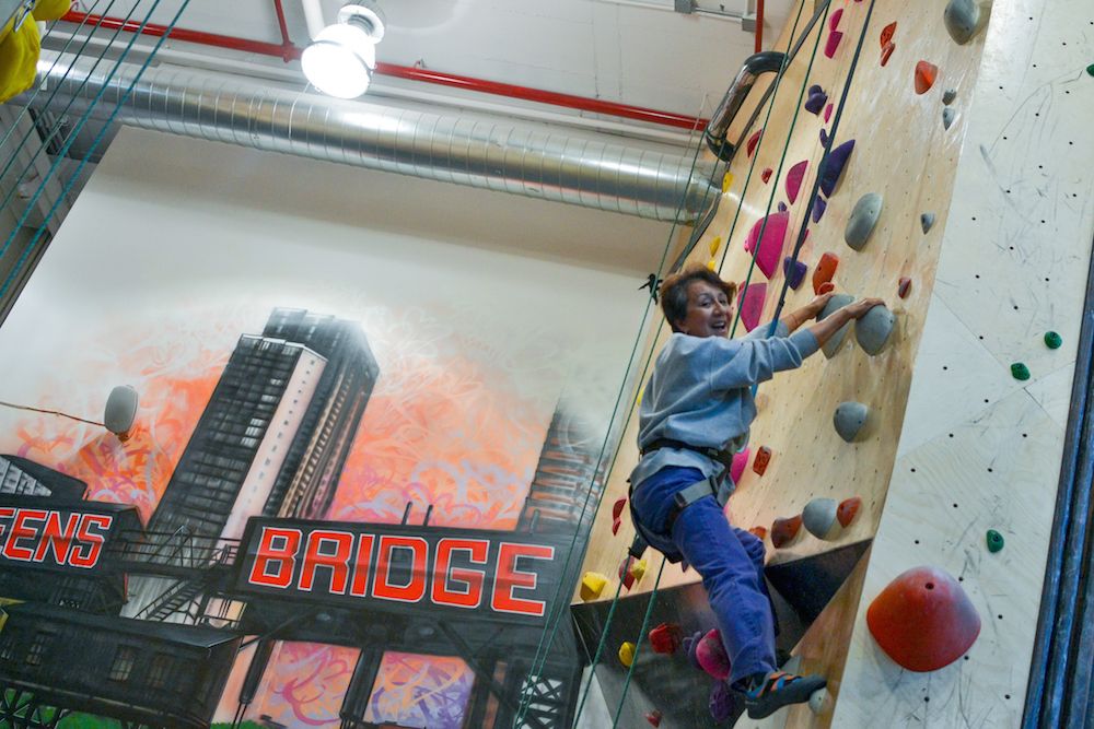 BROOKLYN BOULDERS QUEENSBRIDGE